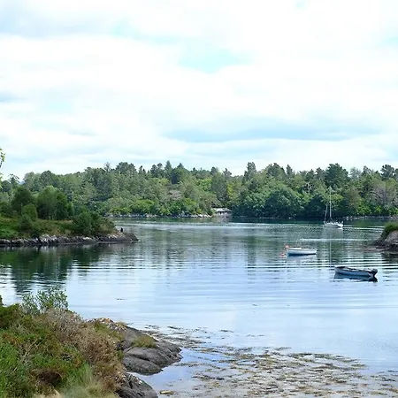 Ardnagashel Estate Homes * Glengarriff